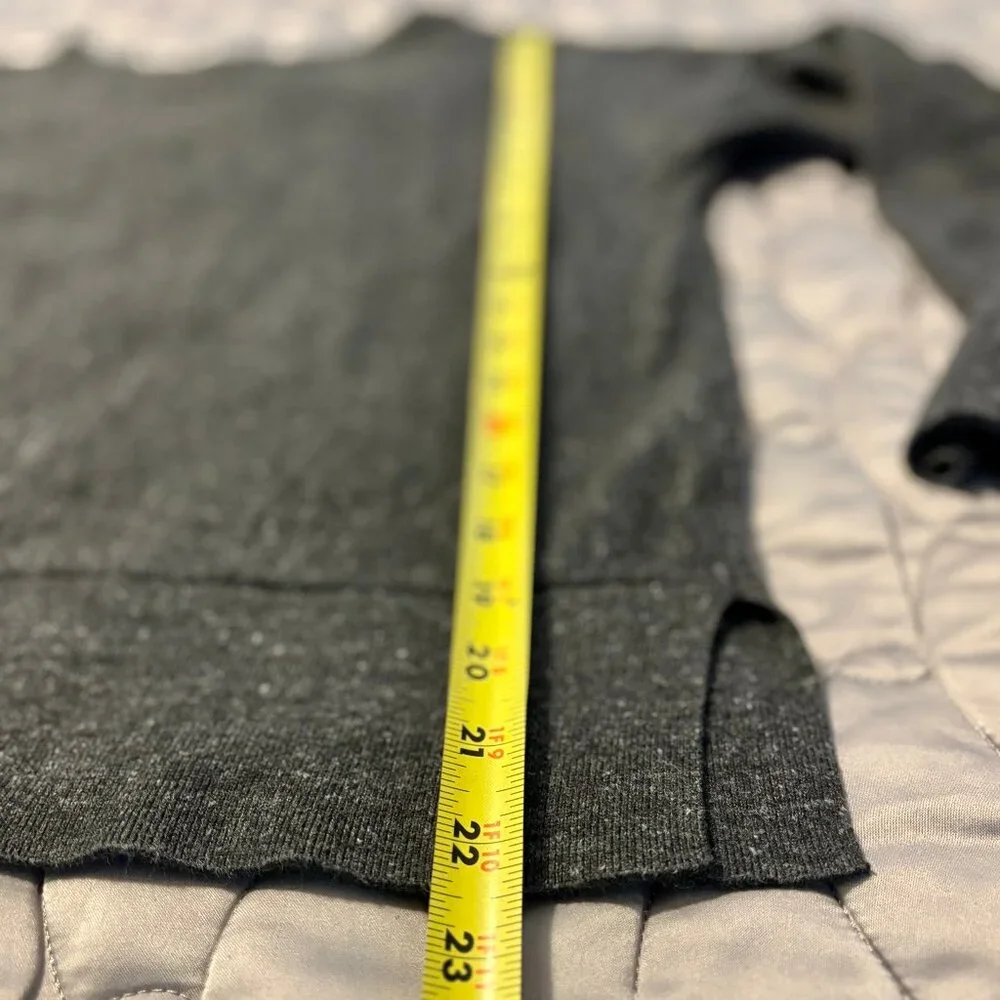 Banana Republic Factory soft lightweight